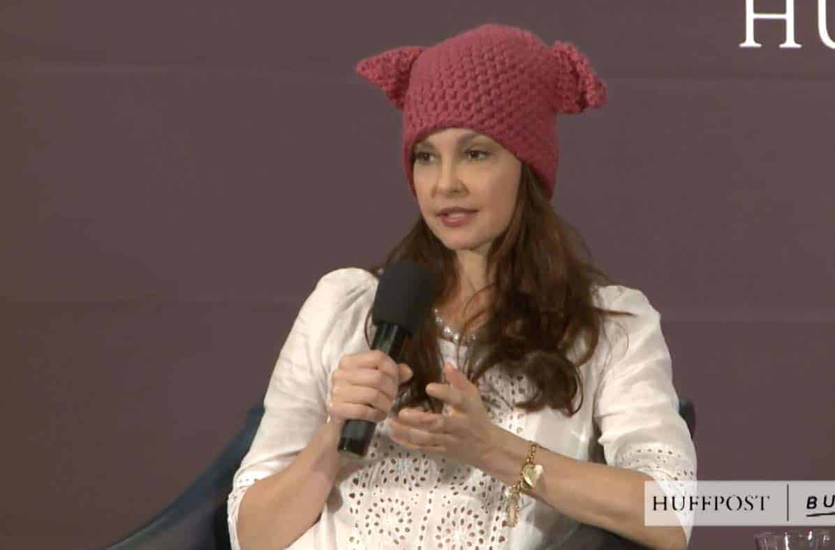 judd-in-pussy-hat.jpg