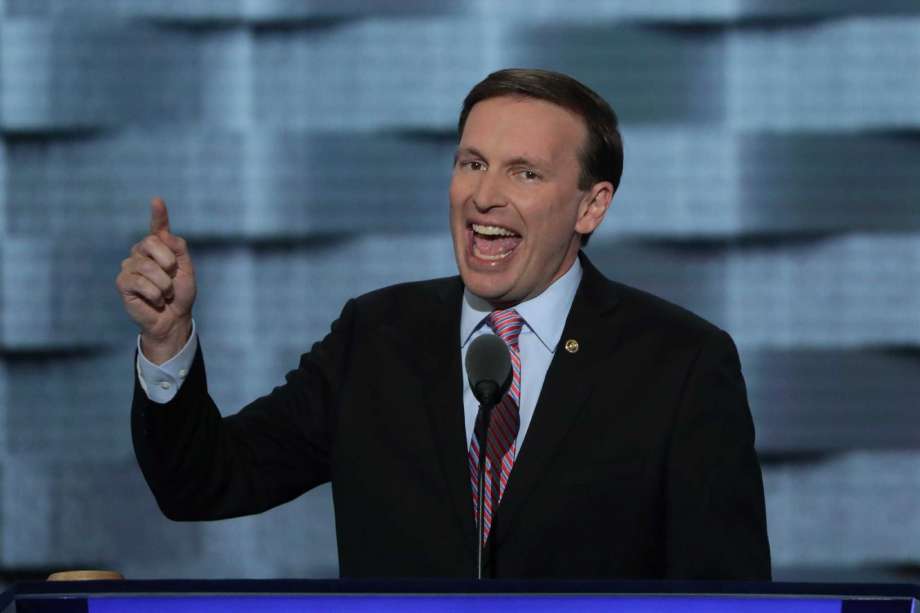 Chris Murphy Blames Trump for the Potomac Plane Crash