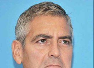 Yay! Hollywood Collapses