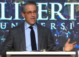 Vindictive family want to ban Donald Trump from living at his own place, Mar-a-Lago