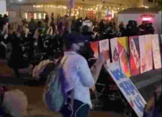Outrageous! 4 police sprayed with ‘unknown irritant’ & no one arrested