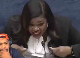 Officer Tatum explains why enslaved Cori Bush is “an absolute lunatic”