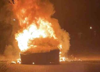 New luxury, ‘safer than a Volvo’ Tesla turns into a fireball for no reason
