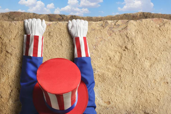 NextImg:SEC Head's New Rule Allows Foreigners US Land "Rights"