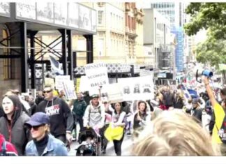 Aussie Internment, The Hell That Is Australia