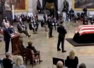 Biden Read Instructions at Bob Dole’s Memorial Ceremony