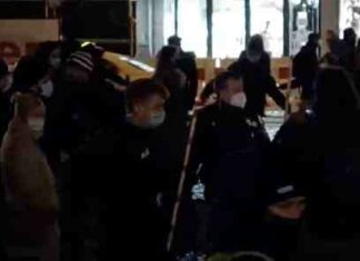 German Police Are Measuring Distances Between People Using Long Rulers