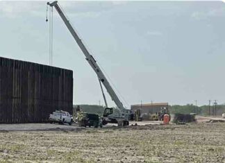 Texas Has Begun Building a Border Wall with State Money