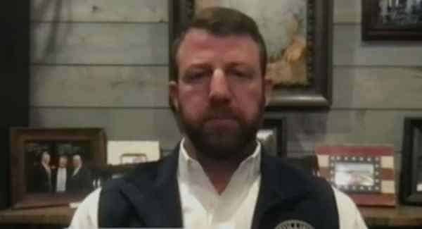 Markwayne Mullin Hugged the Officer Who Killed Ashli Babbitt