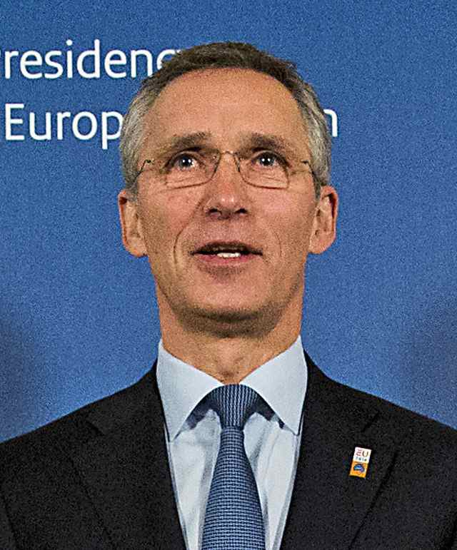 NextImg:War Footing Advances as Ukraine Unofficially Joins NATO