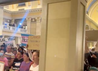 Mob of Trans Insurrectionists Storm the OK Capitol