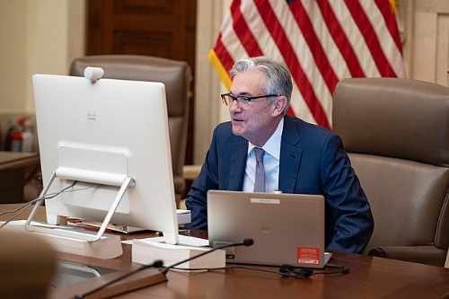 NextImg:Jerome Powell Says a Recession's as Likely as "Very Slow Growth"
