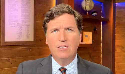 NextImg:Watch Tucker Carlson on Twitter