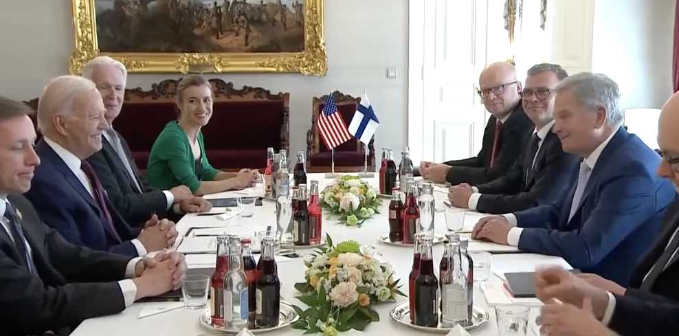 NextImg:Biden Represents the US Stupidly in Vilnius, Lithunia