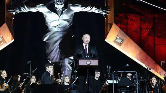 NextImg:Kremlin's Fiery Response to Speculation He Had Prigozhin Killed