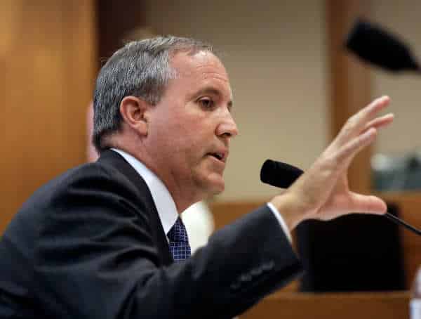 NextImg:Impeachment Won't Affect the FBI Probe or Other Fraud Charges