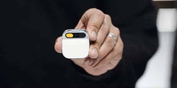NextImg:You Can Buy an AI Pin to Take Over Your Life