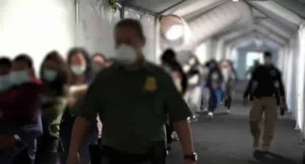 NextImg:A Depraved America Traffics Foreign Children Every Day