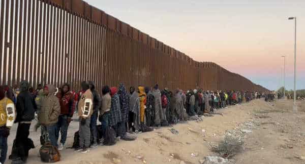 NGOs Hand Out Maps of Detailed Migration Routes to Illegal Aliens