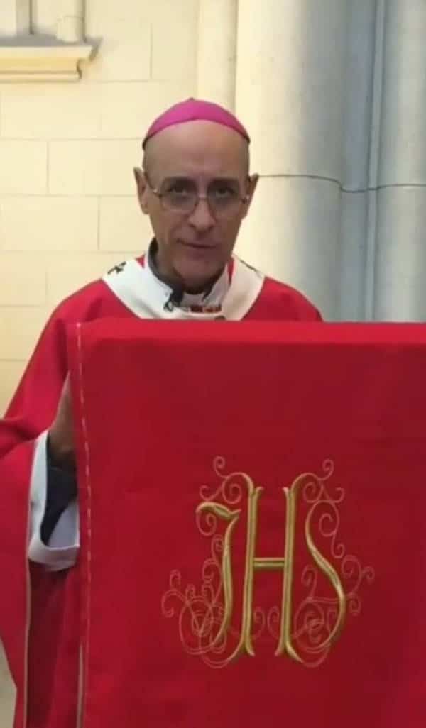 NextImg:Red Pope Hosts Marxist-Christian Chat & His Doctrine Czar Wrote a Heretical Porn Book - www.independentsentinel.com