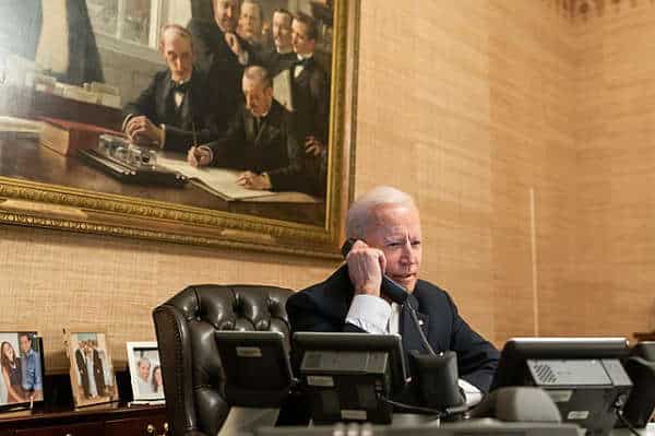 NextImg:Insane! Biden Threatens Gov. Abbott with Military Action