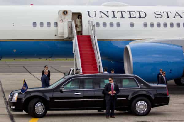 NextImg:Nero Joe Won't Let Secret Service Agents Wear Red Ties