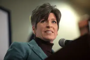 Joni Ernst Is Campaigning Against Hegseth So She Can Get the Job