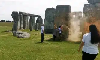 Just Stop Oil Morons Spray-Paint Stonehenge