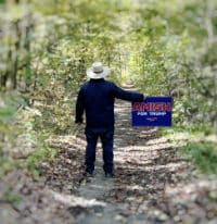 The Persistance Is Signing Up Amish Folk in Pennsylvania