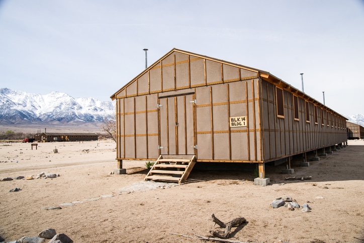 MSNBC: Japanese Internment in WWII Is the Same as Deportation