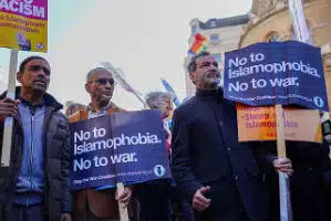 UK Sets Up Elite Unit to Monitor Social Media Anti-Migrant Posts