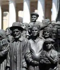 Pope Leo Calls on Bishops to Take a Stand Against Deportations