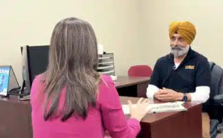 I Can’t Believe This! Sikh Drivers’ Who Can’t Speak English with CDLs