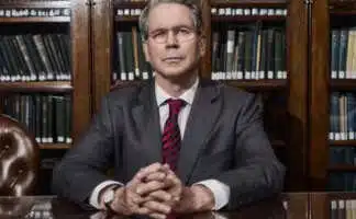 Sec. Bessent Told Warren & Klobuchar to Stop Sending Him Incoherent Letters