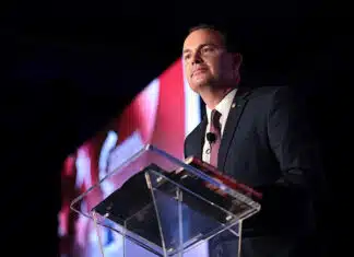 The 17 GOP Who Voted for Healthcare for Dead People & Frauds