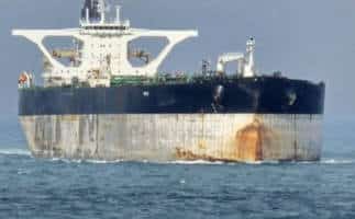US Seizes Sanctioned Tanker Escorted by a Russian Sub