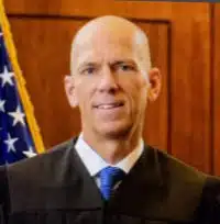 Judge Lifts Order Mandating DoJ Preserve Evidence in Pretti Shooting