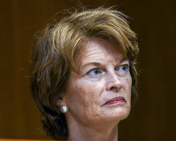Lisa Murkowski Won’t Vote for Voter ID in a Trump State