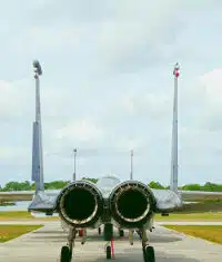 The Daring Rescue of the Downed Weapons Officer