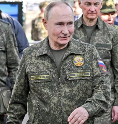 President Trump Issues a New Warning & Russia Makes an Offer