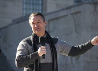 The Complete List of Republicans Who Voted to Fund Ukraine War