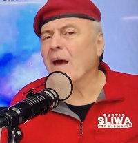Curtis Sliwa Suddenly Likes Zohran’s Bolshevik Supermarkets